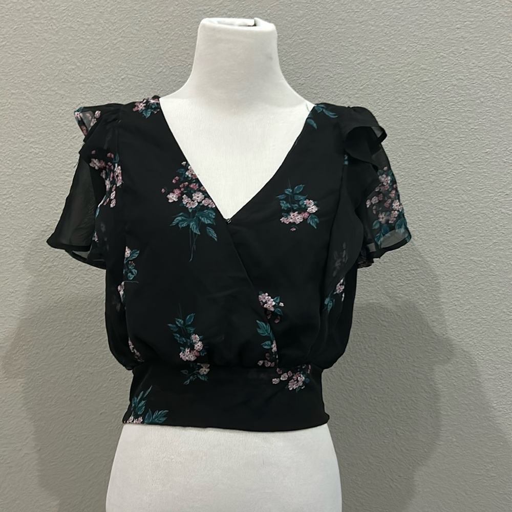 Nwt code x mode xs top